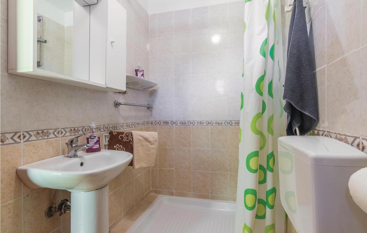 Pet Friendly Apartment In Porec With Wifi Zewnętrze zdjęcie