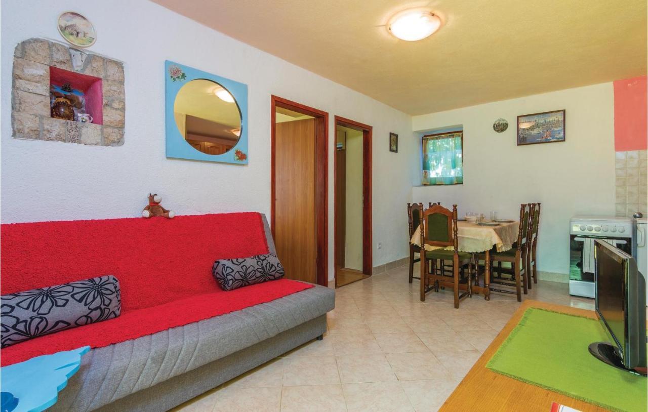 Pet Friendly Apartment In Porec With Wifi Zewnętrze zdjęcie